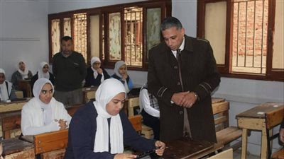 النجار: انتظام سريان امتحانات الفصل الدراسي الأول بالجيزة (صور)