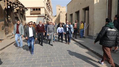 محافظ القاهرة يتفقد أعمال تطوير القاهرة التاريخية