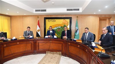 محافظ الفيوم يتابع تخفيض أسعار السلع 