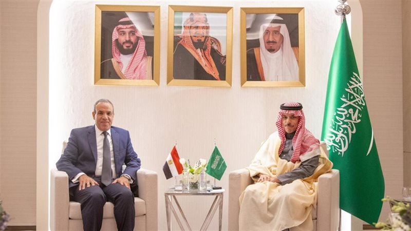 وزير الخارجية ونظيره