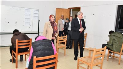 رئيس جامعة القناة: توفير بيئة مناسبة تضمن راحة الطلاب أثناء الامتحانات (صور) 