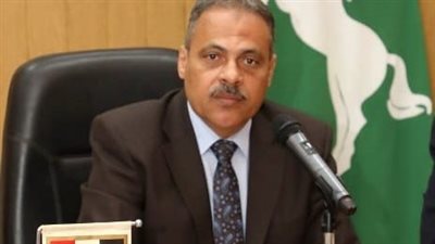 لتحسن مستوى الخدمات، محافظ الشرقية يُشيد بمركز منيا القمح