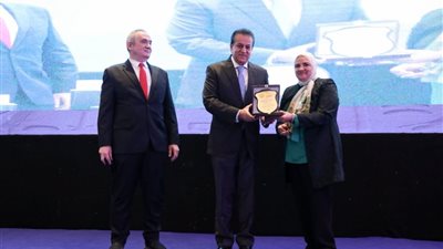 وزير الصحة: المستشفيات التعليمية أهم مراجع علاج الحالات الحرجة في مصر