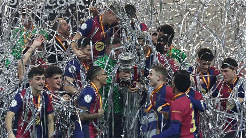 برشلونة بطل السوبر