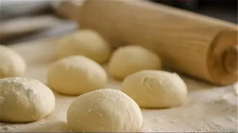 تفسير رؤية العجين