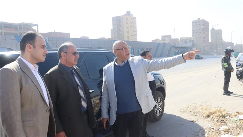 محافظ القليوبية خلال