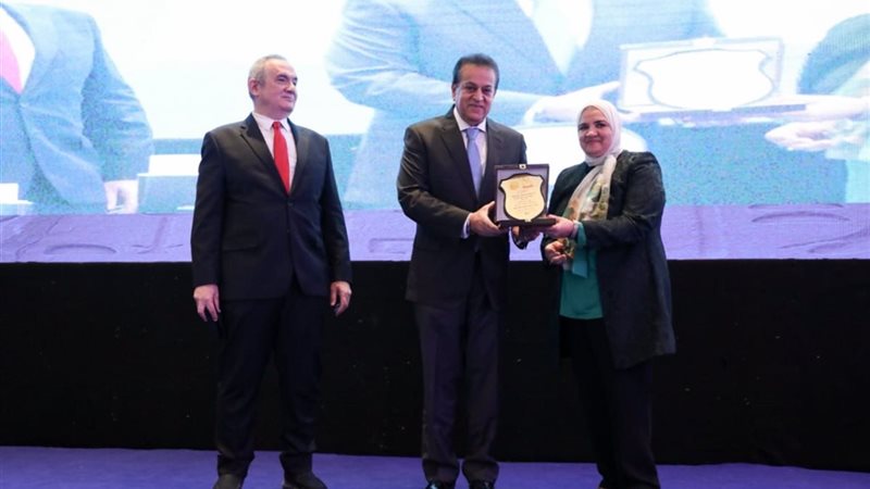 د.خالد عبدالغفار،