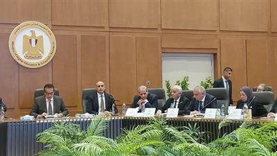 انطلاق أولى جلسات الحوار المجتمعي لمناقشة نظام البكالوريا.. التعليم: المناقشات تعقد على عدة أيام.. ونهدف تخفيف العبء عن كاهل الأسر المصرية.. وتنمية المهارات الفكرية والنقدية أبرز الأهداف