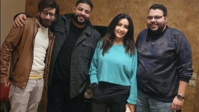 لطيفة في الاستديو لتسجيل أغاني 2025 (صور)