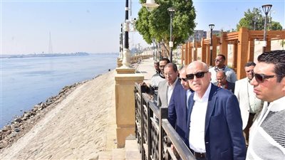 محافظ الأقصر يتفقد مشروع تطوير كورنيش أرمنت