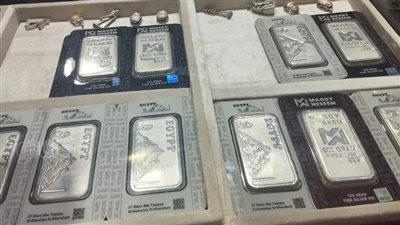 بعدما تفوقت على الذهب مؤخرا، كيف يمكنك الاستثمار في الفضة بشكل صحيح؟