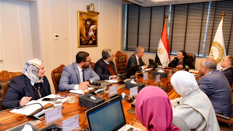 اجتماع الدكتورة ياسمين
