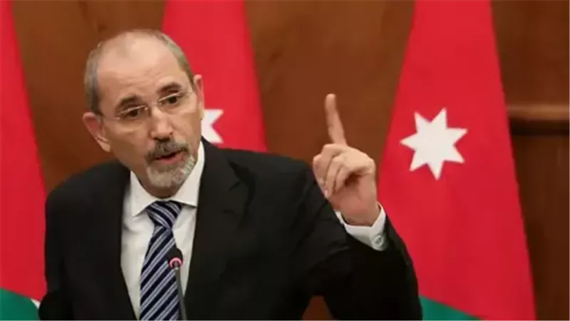  وزير الخارجية الأردني