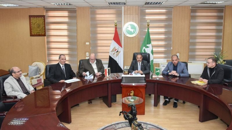 محافظ الشرقية يترأس