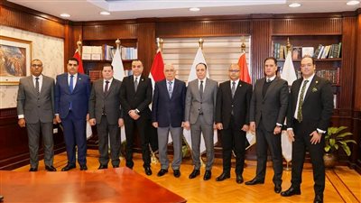 النائب العام يستقبل رئيس استئناف أسيوط لعرض الكشوف ربع السنوية بدائرة نيابته