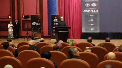 وكيل الأزهر يفتتح المؤتمر العالمي الأول لكلية طب الأسنان.. الضويني: إعداد الكوادر الطبية المؤهلة ركن ديني وواقع تطبيقي.. ويؤكد: الصهاينة عصابة إرهابية يسكت عن جرائمها الضمير العالمي