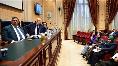 نقل البرلمان توصي بتعزيز موازنة صيانة الطرق وتشكيل لجنة لبحث مشكلات طرق سوهاج