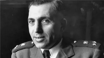 أديب الشيشكلي، الزعيم السوري الذي جمد الأحزاب وصنع مصيره بيديه