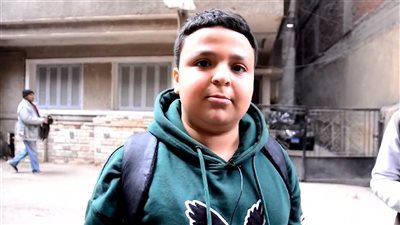 طلاب الصف الثاني الإعدادي بالمعادي: امتحان الهندسة صعب (فيديو) 