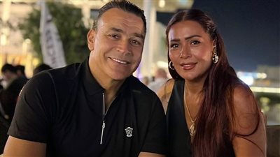 رسالة رومانسية من زوجة عصام الحضري للاعب في عيد ميلاده 