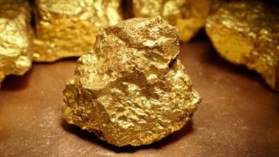 دولة عربية تعلن عن اكتشافات هامة من الذهب والنحاس في 3 مواقع