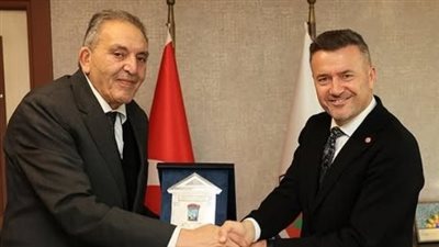  خلال زيارته لغرفة مرسين، الوكيل يبحث سبل تعزيز التعاون التجاري مع تركيا