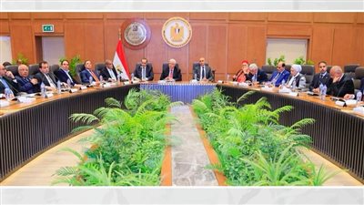 وزير التعليم يعقد حوارا مع أعضاء مجلس النواب بشأن نظام البكالوريا 