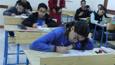 اليوم، ختام امتحانات الفصل الدراسي الأول لصفوف النقل بالوادي الجديد 