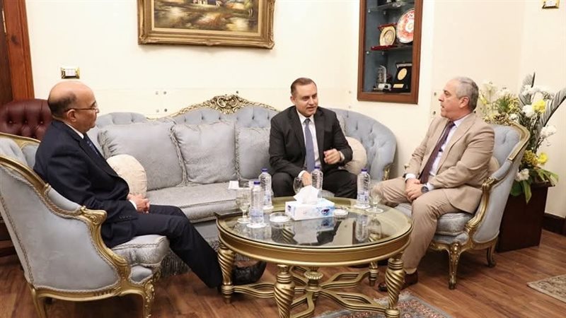 السفير القطري في