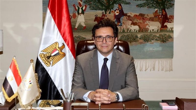 وزير الثقافة، فيتو