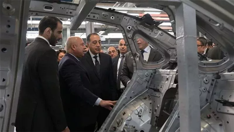 رئيس الوزراء مصطفى