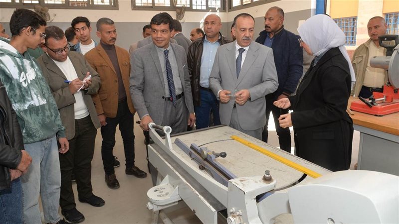 محافظ أسيوط يتفقد