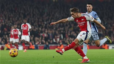 الدوري الإنجليزي، آرسنال يتقدم على أستون فيلا 1-0 في الشوط الأول 