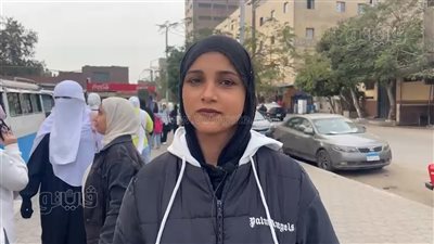 تباين آراء طلاب الصف الثاني الثانوي بالقاهرة حول امتحان الأحياء (فيديو) 