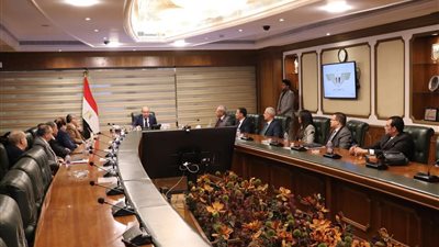 معهد هندسة وتكنولوجيا الطيران يعقد لقاءً لمناقشة العمل الأكاديمي والإداري 