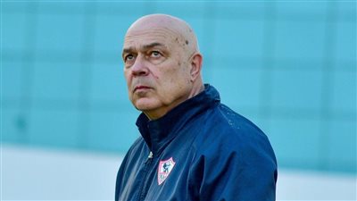 جروس يحزم حقائبه استعدادا لمغادرة القاهرة بعد رحيله عن الزمالك (صورة)