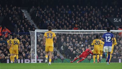 الدوري الإنجليزي، تعادل سلبي بين إيبسويتش تاون وبرايتون بالشوط الأول 