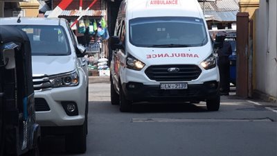 مقتل سائق وإصابة 12 سائحًا روسيًّا بحادث مروري في سريلانكا