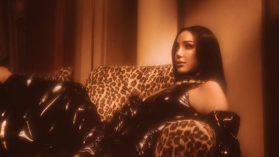 بسمة بوسيل تحقق نجاحًا ساحقًا بأغنيتها الجديدة 