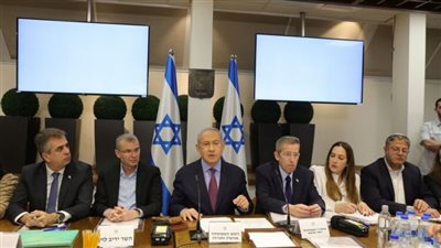 هيئة البث الإسرائيلية: حكومة نتنياهو تصادق على اتفاق وقف إطلاق النار في غزة