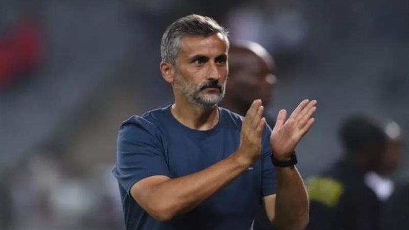 جوزيه ريفيرو المدير
