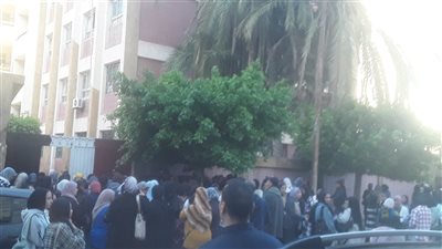 10 صور ترصد انتظام طلاب الشهادة الإعدادية في لجان الإسكندرية 