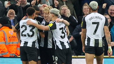 نيوكاسل يضرب سان جيلواز برباعية في دوري أبطال أوروبا