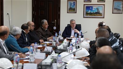 وزير البترول: التحول الأخضر في صناعة البتروكيماويات يهدف لجذب الاستثمار والتمويل 