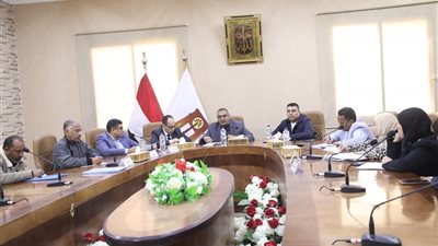 سكرتير عام الوادي الجديد يتابع مستجدات التصالح على مخالفات البناء