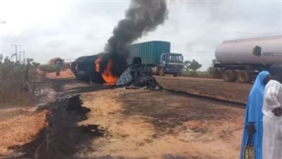 كان محملا بـ 60 ألف لتر بنزين، مصرع 70 شخصا في انفجار صهريج وقود بنيجيريا (صور)