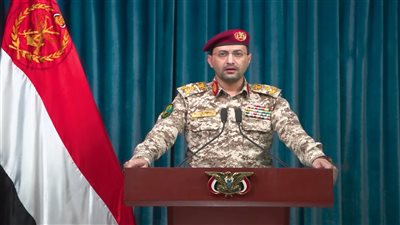 الحوثي: سنستهدف السفن الأمريكية بالبحر الأحمر حال تورط ترامب في العدوان على إيران