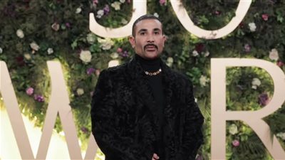 أحمد سعد يعرض 