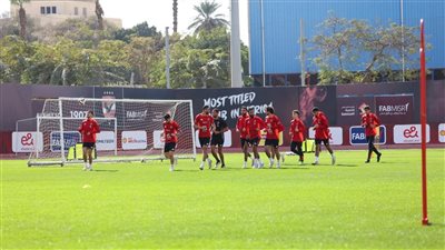رغم الصيام، مران صباحي للاعبي الأهلي قبل مواجهة طلائع الجيش