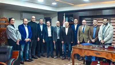 رئيس اتحاد الكرة يزور نادي الزمالك